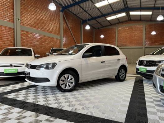 VOLKSWAGEN - GOL - 2014/2015 - Branca - R$ 43.990,00
