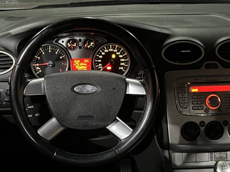 FORD - FOCUS - 2012/2013 - Branca - R$ 48.990,00