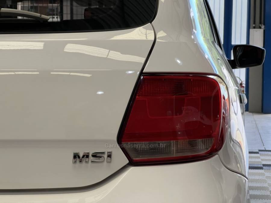 VOLKSWAGEN - GOL - 2014/2015 - Branca - R$ 43.990,00