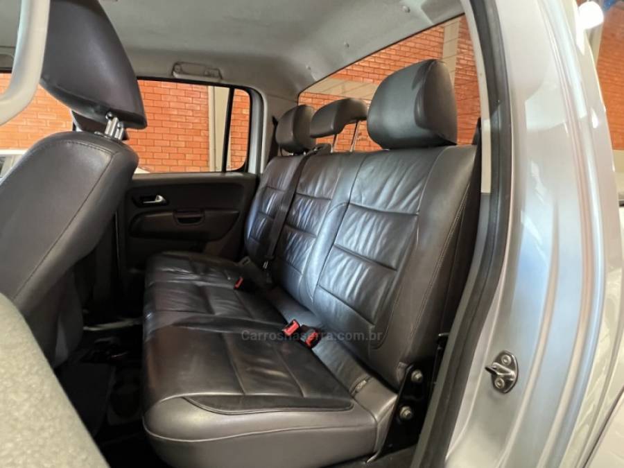 VOLKSWAGEN - AMAROK - 2014/2014 - Prata - R$ 104.990,00