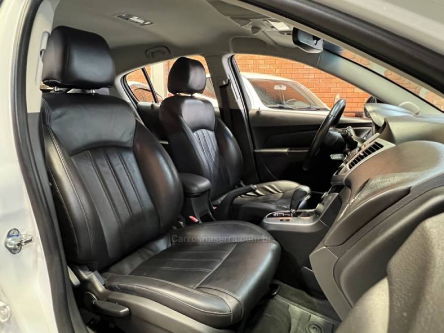 CHEVROLET - CRUZE - 2015/2015 - Branca - R$ 74.990,00