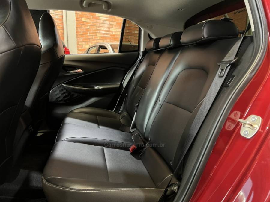 CHEVROLET - ONIX - 2020/2020 - Vermelha - R$ 81.990,00