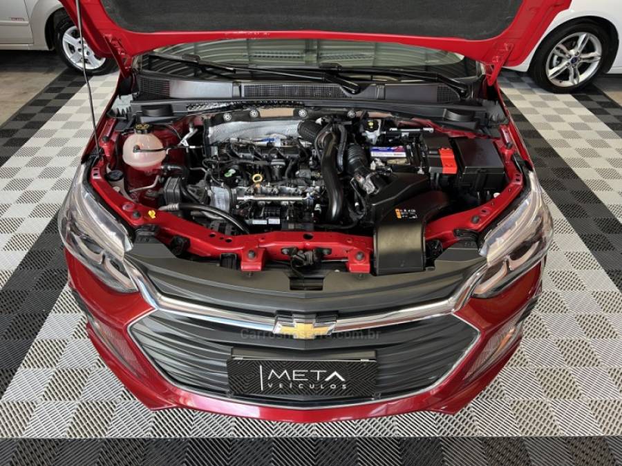 CHEVROLET - ONIX - 2020/2020 - Vermelha - R$ 81.990,00