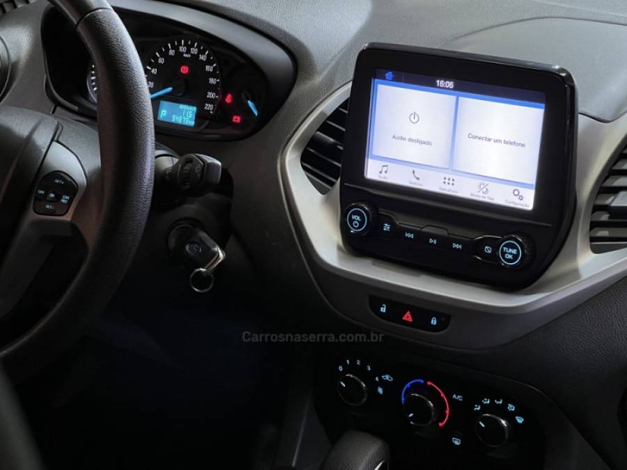 FORD - KA - 2020/2021 - Branca - R$ 67.990,00